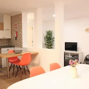 Romantichome At Alfama's Heart Lissabon