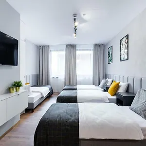 https://szewska-7-apartments.krakowhotelspoland.com